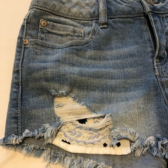 Cute Short - Picture 2 of 7